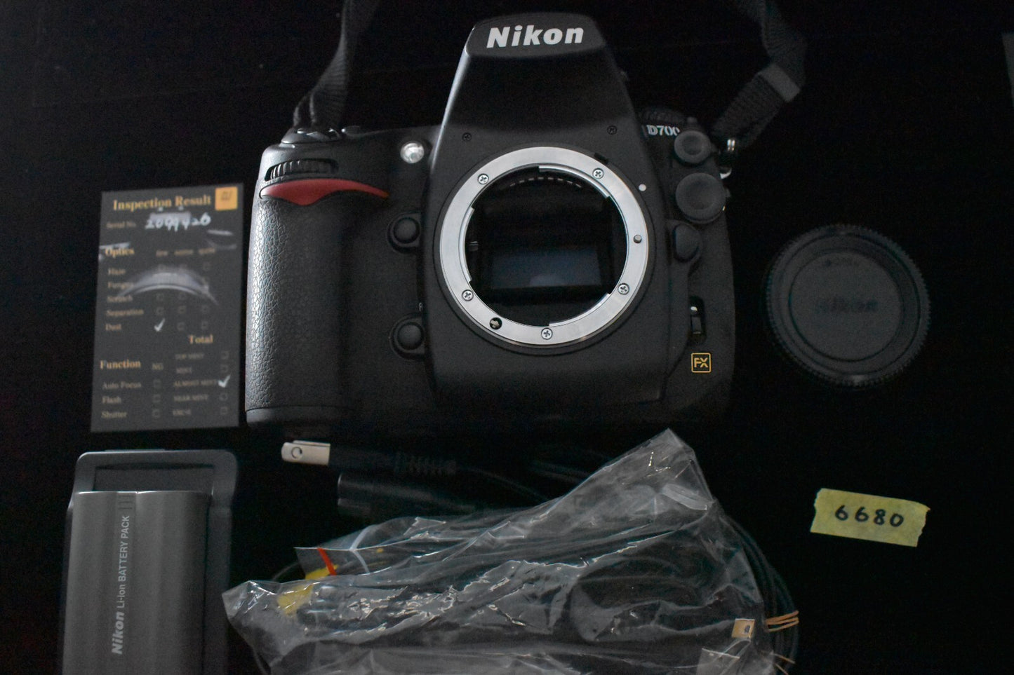 [1 Yr warranty] Nikon D700 12.1 MP DSLR Digital Video Camera Used 6680