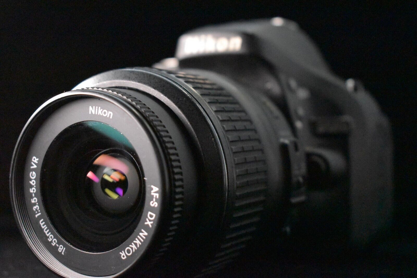 Appareil photo numérique 24,1 mégapixels Nikon D5200 boîtier noir avec 18-55 ...