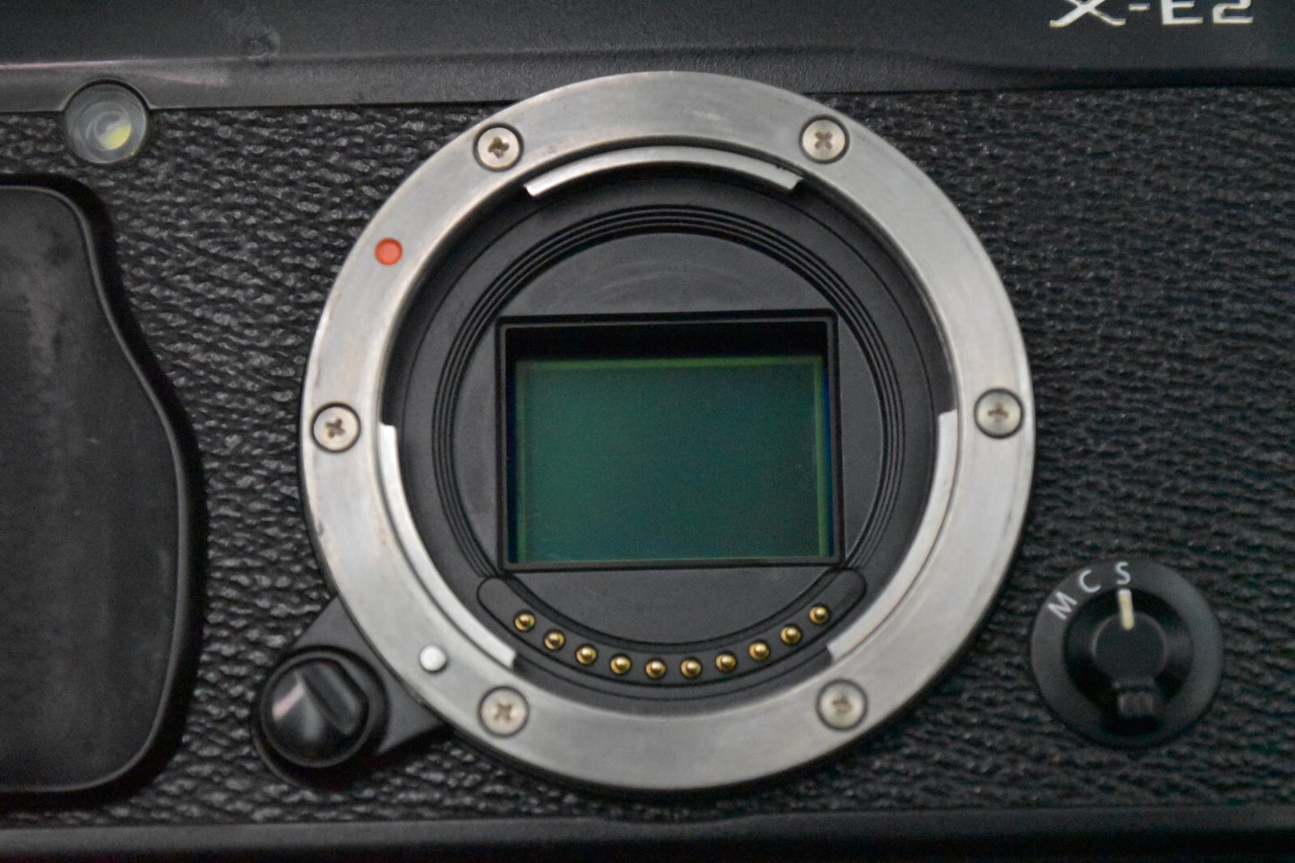 [1 Yr warranty] Fujifilm Fuji X-E2 16.3MP Mirrorless Digital Camera Black 6049