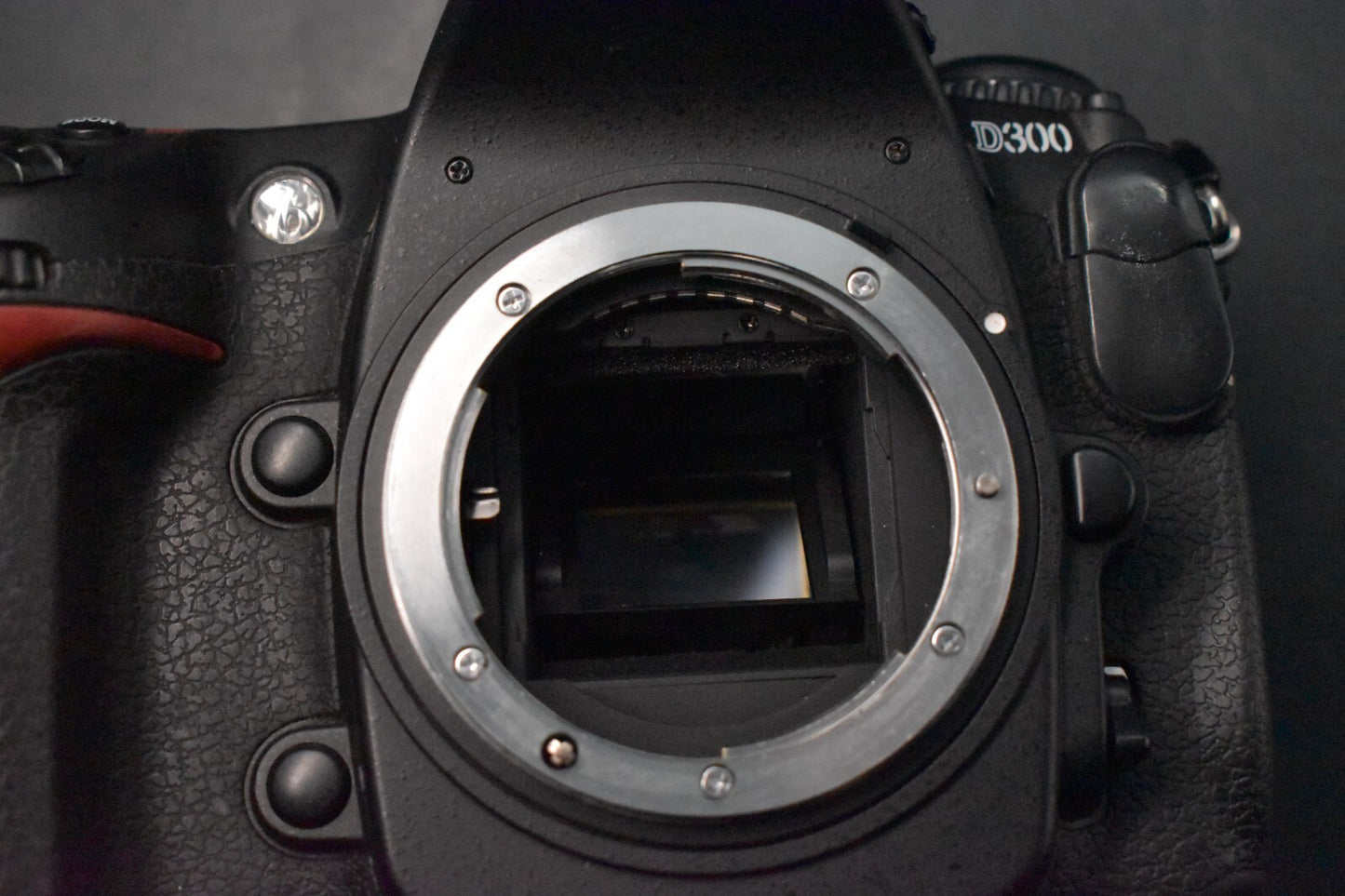 [1 Yr Warranty] Nikon D300 12.3MP Digital SLR Camera Body From Japan 6329
