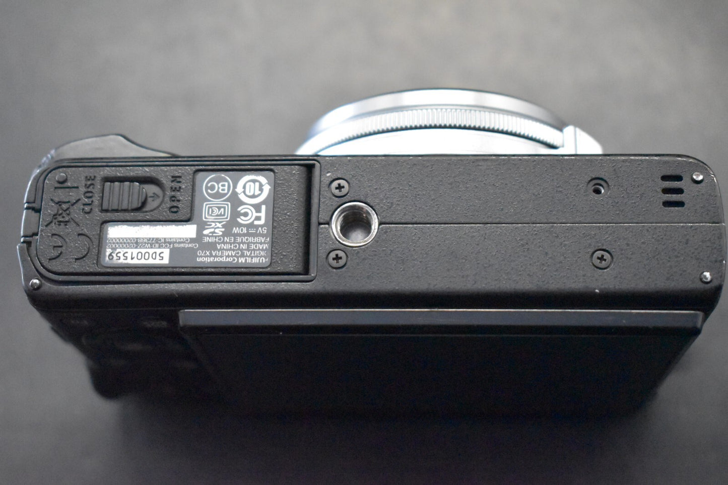 [1 Yr warranty] READ Fujifilm Fuji X70 16.3MP Compact Digital Camera Silver 6519