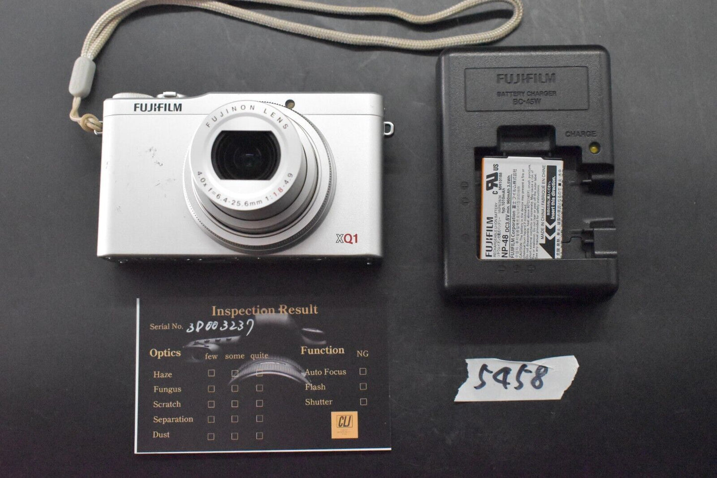 Fujifilm XQ1 X Series Compact Digital Camera Point and Shoot Silver [MINT-] 5458