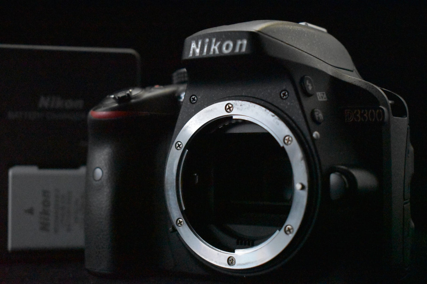 [1 Yr Warranty] Nikon D3300 DSLR Digital Camera From Japan 6633