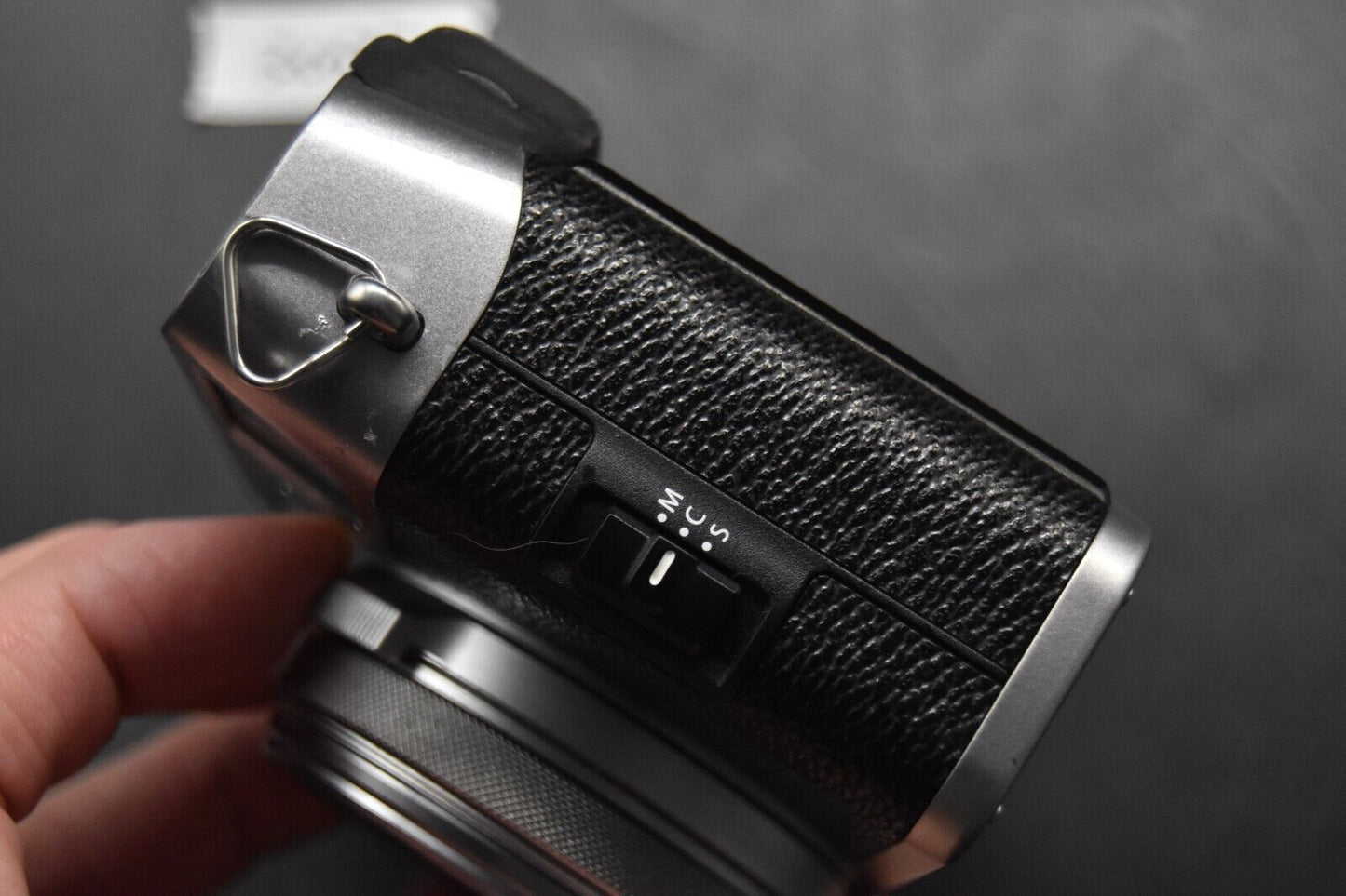 Fujifilm X100F 24.3MP Digital Camera Silver From JAPAN【ALMOST MINT SC...