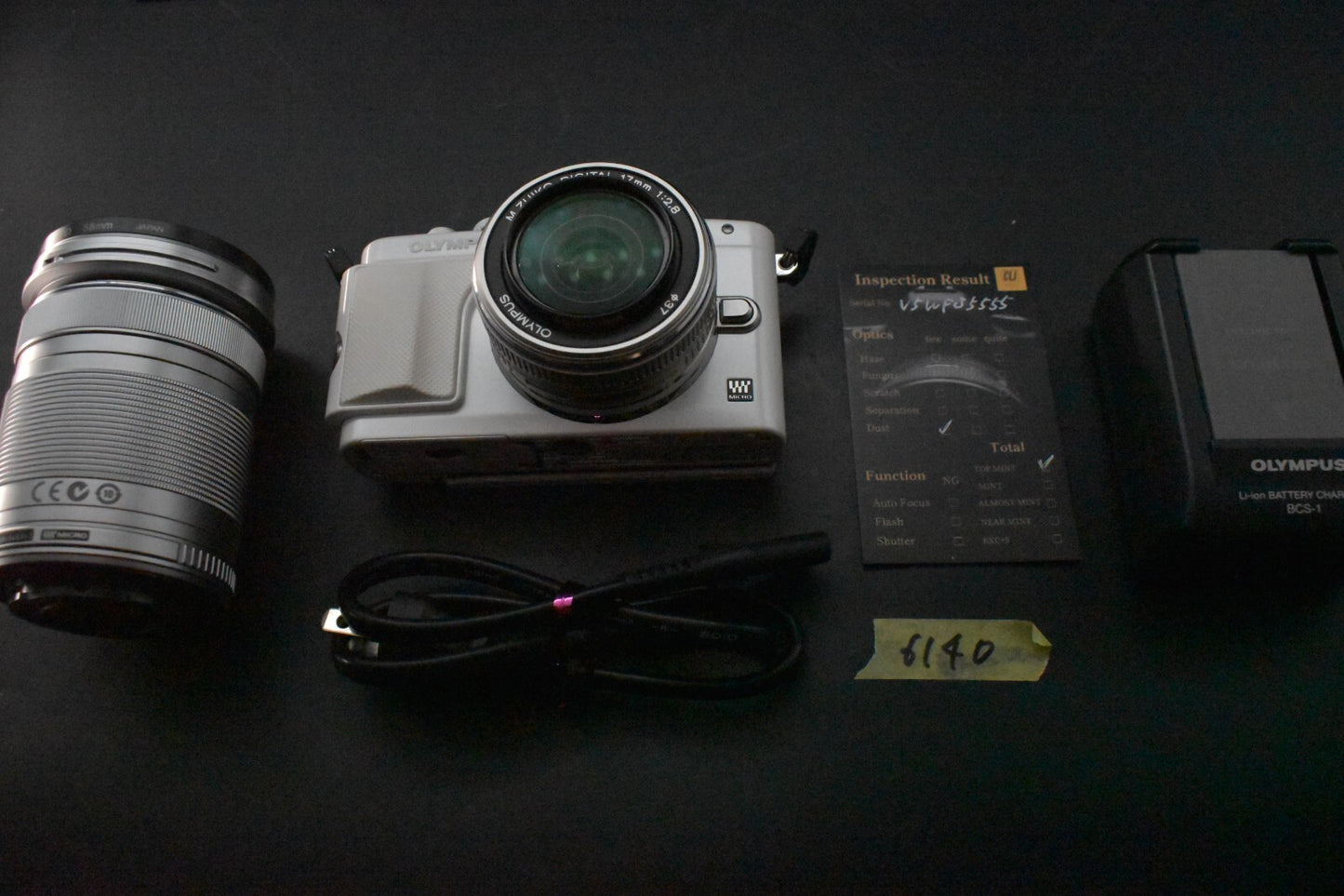 [1 Yr Warranty] Olympus Pen Lite E-PL6 16.0MP Body White with 2 Lenses 6140