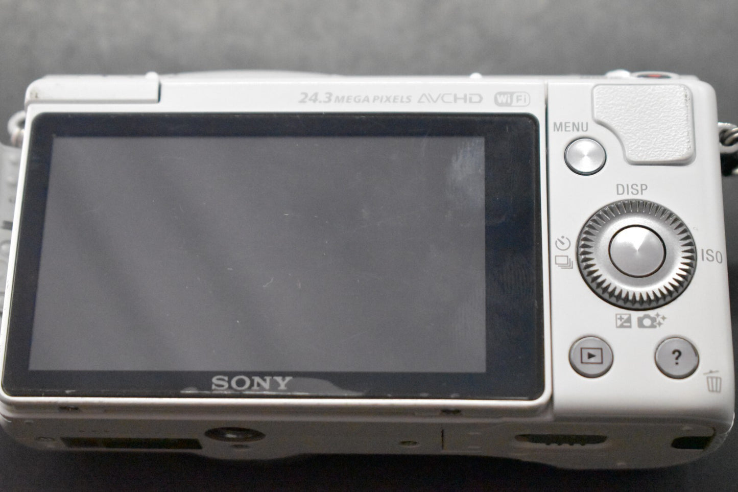 [1 Yr Warranty] Sony Alpha a5100 Mirrorless Digital Camera with Lens White 6514
