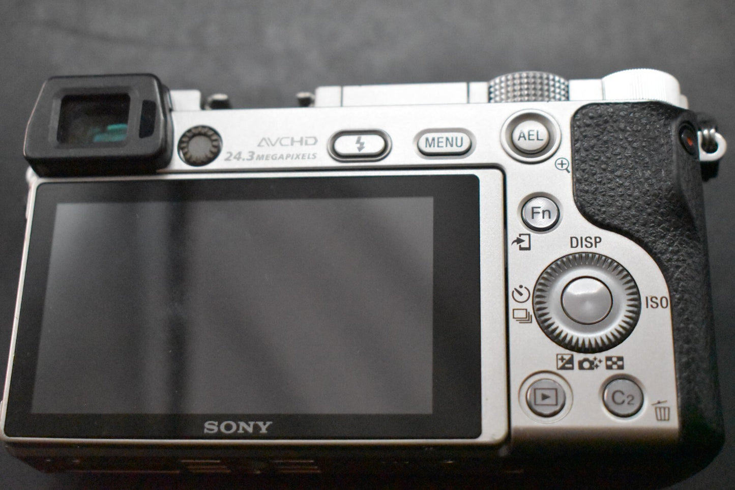 [1 Yr warranty] Sony a6000 Digital Mirrorless Camera with Lens Silver 6621