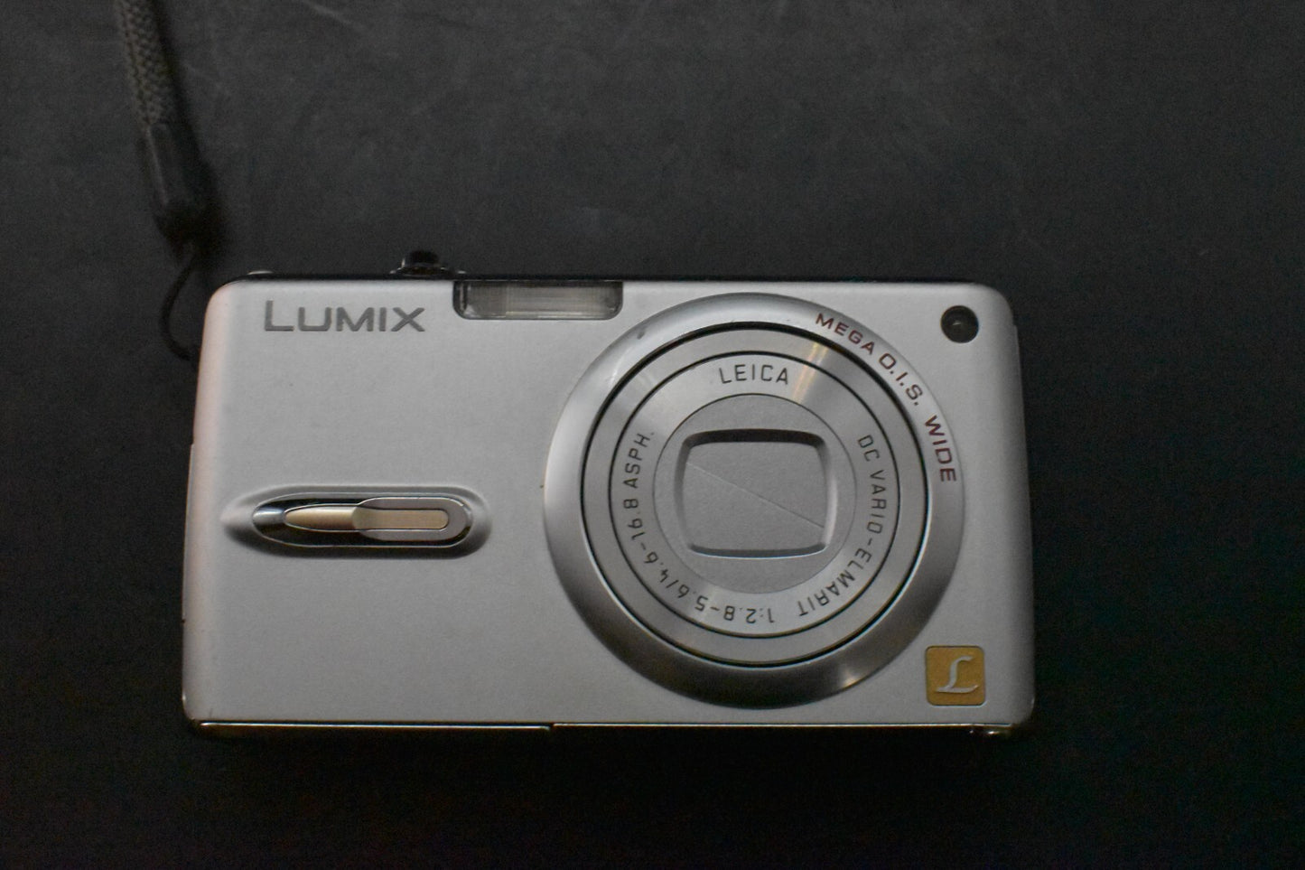 [1 Yr Warranty] Panasonic Lumix DMC-FX07 Compact Digital Camera Silver 6417