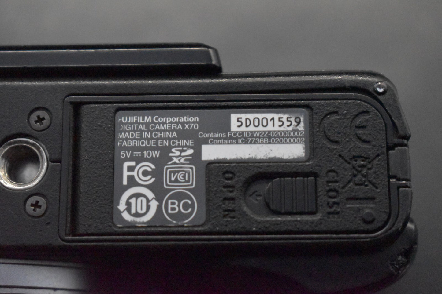 [1 Yr warranty] READ Fujifilm Fuji X70 16.3MP Compact Digital Camera Silver 6519
