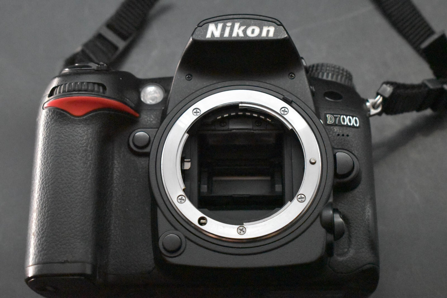 [1 Yr warranty] Nikon D7000 DSLR Digital SLR Camera Body Used 6162