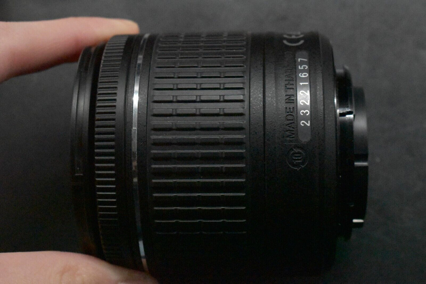 Appareil photo numérique 24,1 mégapixels Nikon D5200 boîtier noir avec 18-55 ...