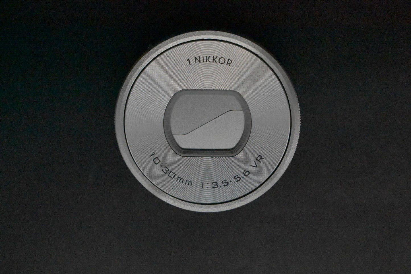 Nikon 1 J5 DSLR Mirrorless Digital Camera with Lens Silver [MINT- SC 1069] 5389