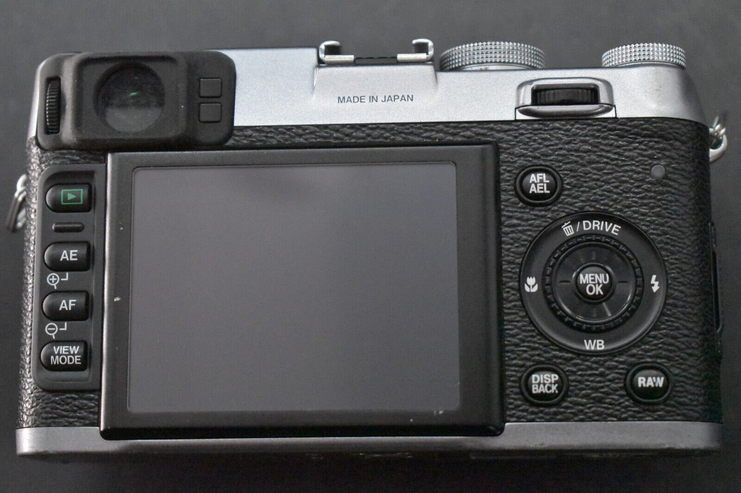 Fujifilm X100 FinePix X Series 12.3MP Silver Digital Camera JAPAN [MINT- ] 5766