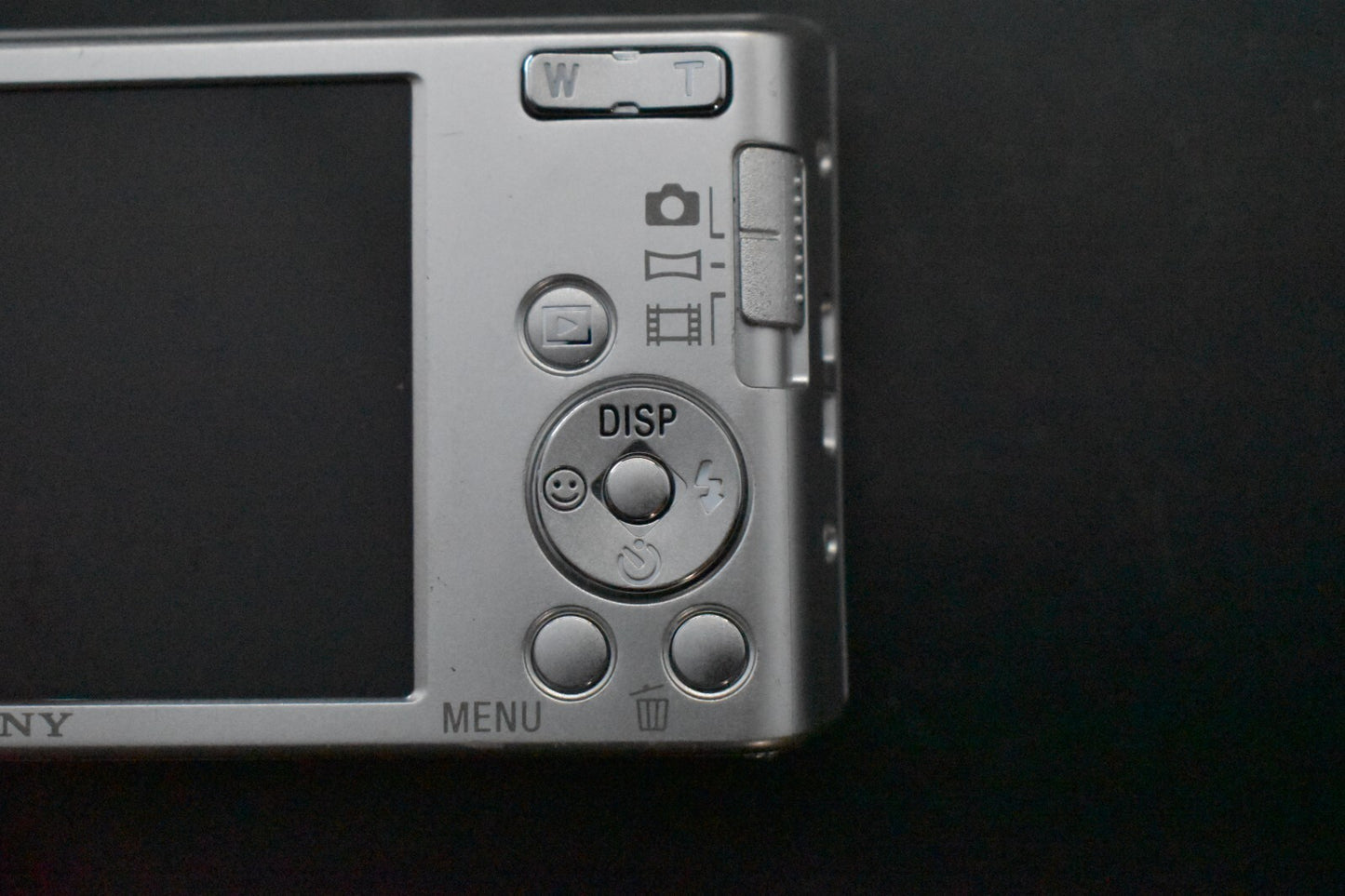 [1 Yr Warranty] Sony Cyber-Shot DSC-W830 8x zoom Digital Camera Silver 6265