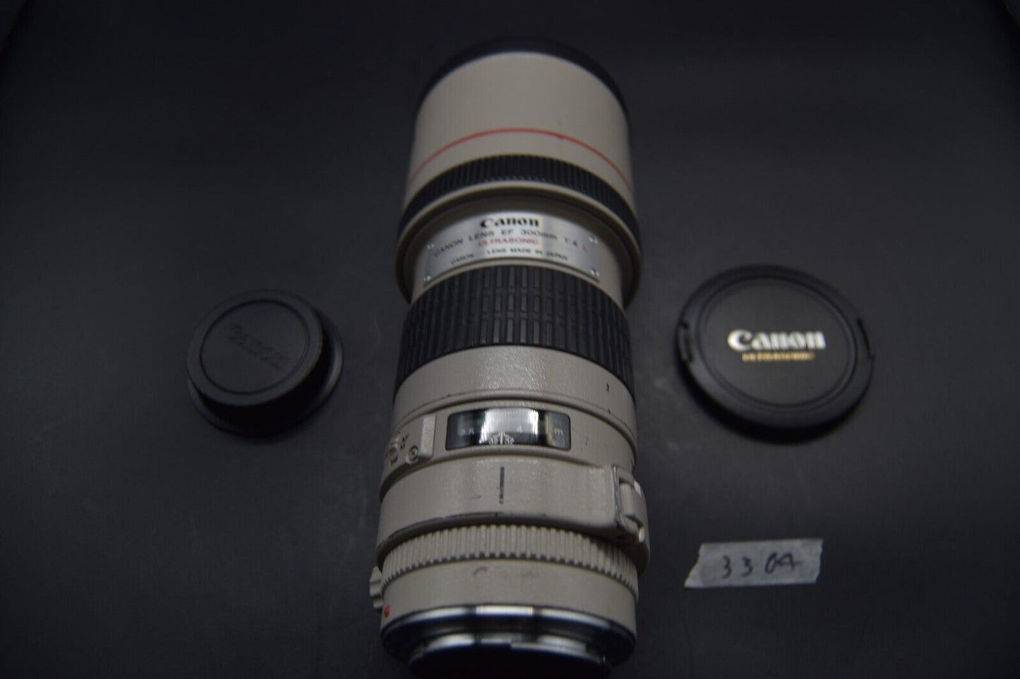 Canon EF 300mm f4 L USM Telephoto AF SLR Lens EF Mount From JAPAN 【N MINT】#3304