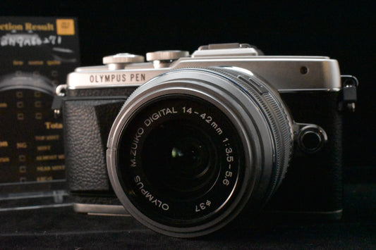 [1 Yr Warranty] Olympus PEN E-PL7 Digital Camera Silver with 14-42mm Lens 6717