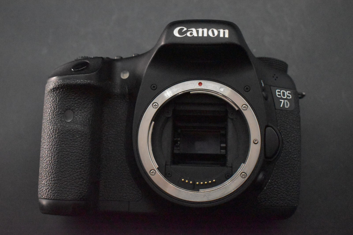 [1 Yr warranty] Canon EOS 7D DSLR Digital Professional Camera From Japan 6319