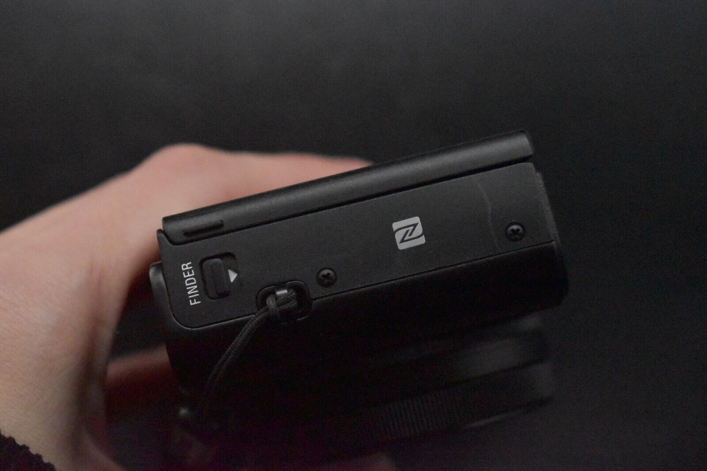 [1 Yr Warranty] Sony CyberShot DSC-RX100 III M3 Point Shoot Digital Camera 6819