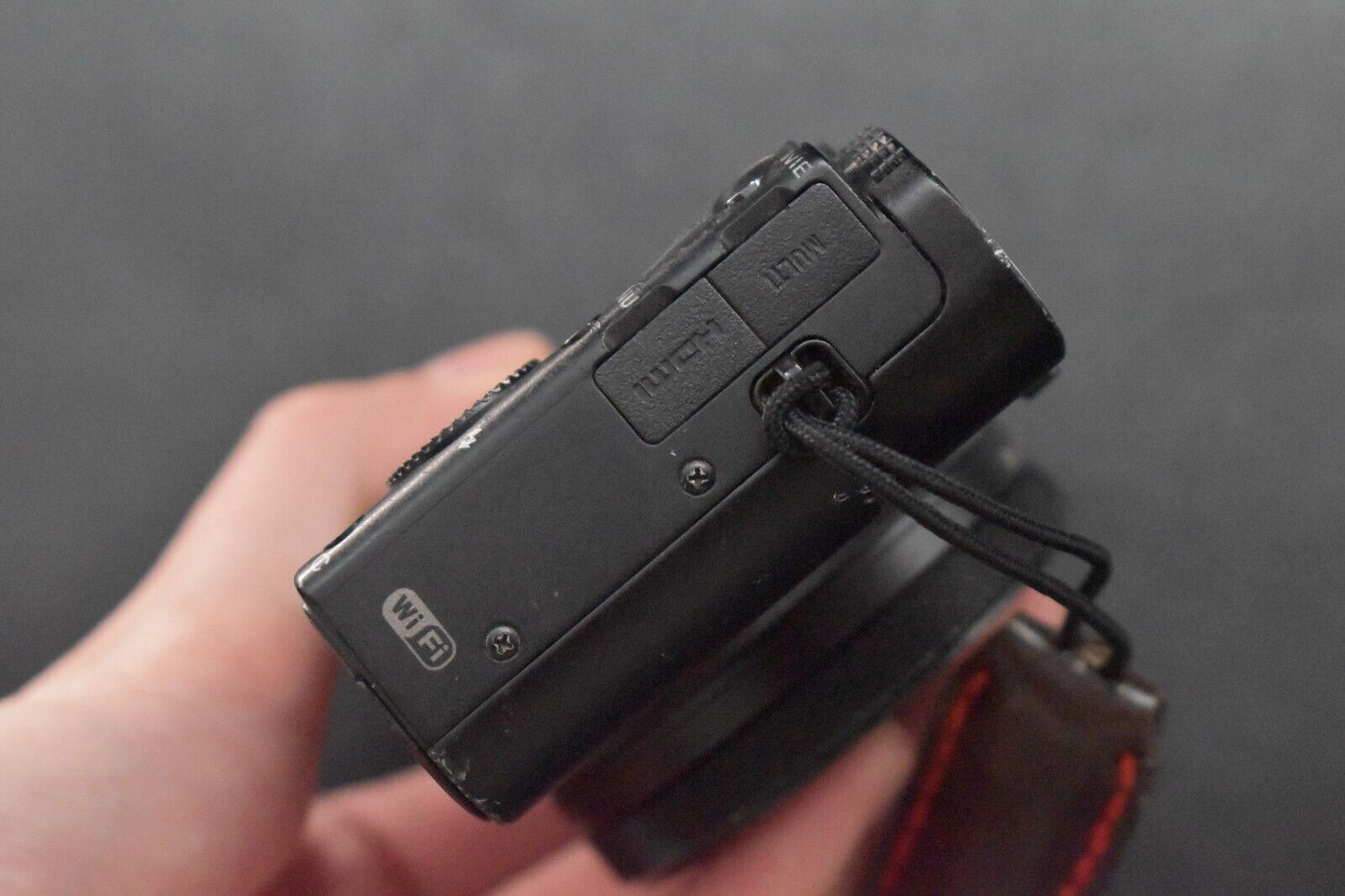 [1 anno di garanzia] Sony Cyber-Shot DSC-RX100 V M5 20.1MP 4K Digital...