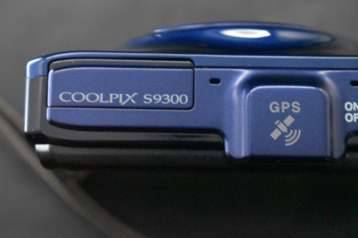 [1 Yr warranty] Nikon Coolpix S9300 Blue 16.0MP Digital Camera From JAPAN 6194