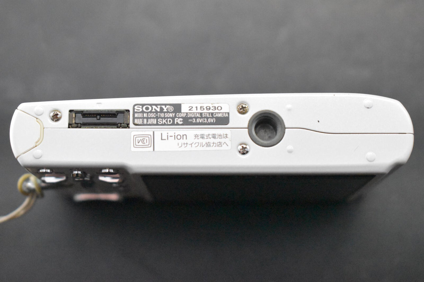 [1 Yr Warranty] SONY Cyber Shot DSC-T10 White Compact Digital Camera 6278