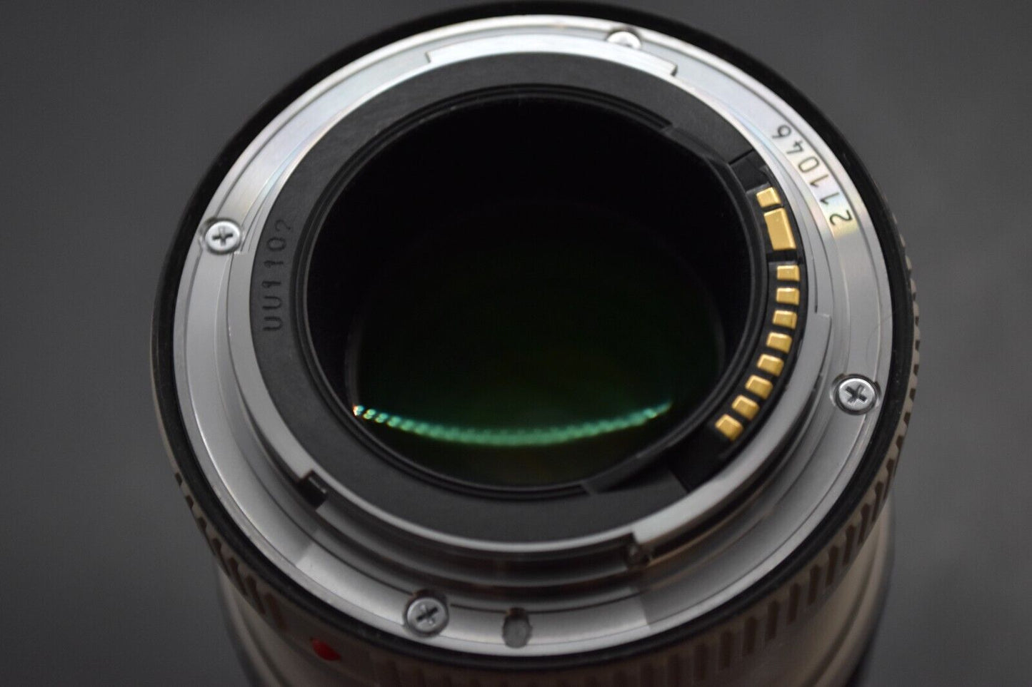 Canon EF 70-200mm F/4 L IS USM Telephoto Lens From JAPAN [TOP MINT] 3668