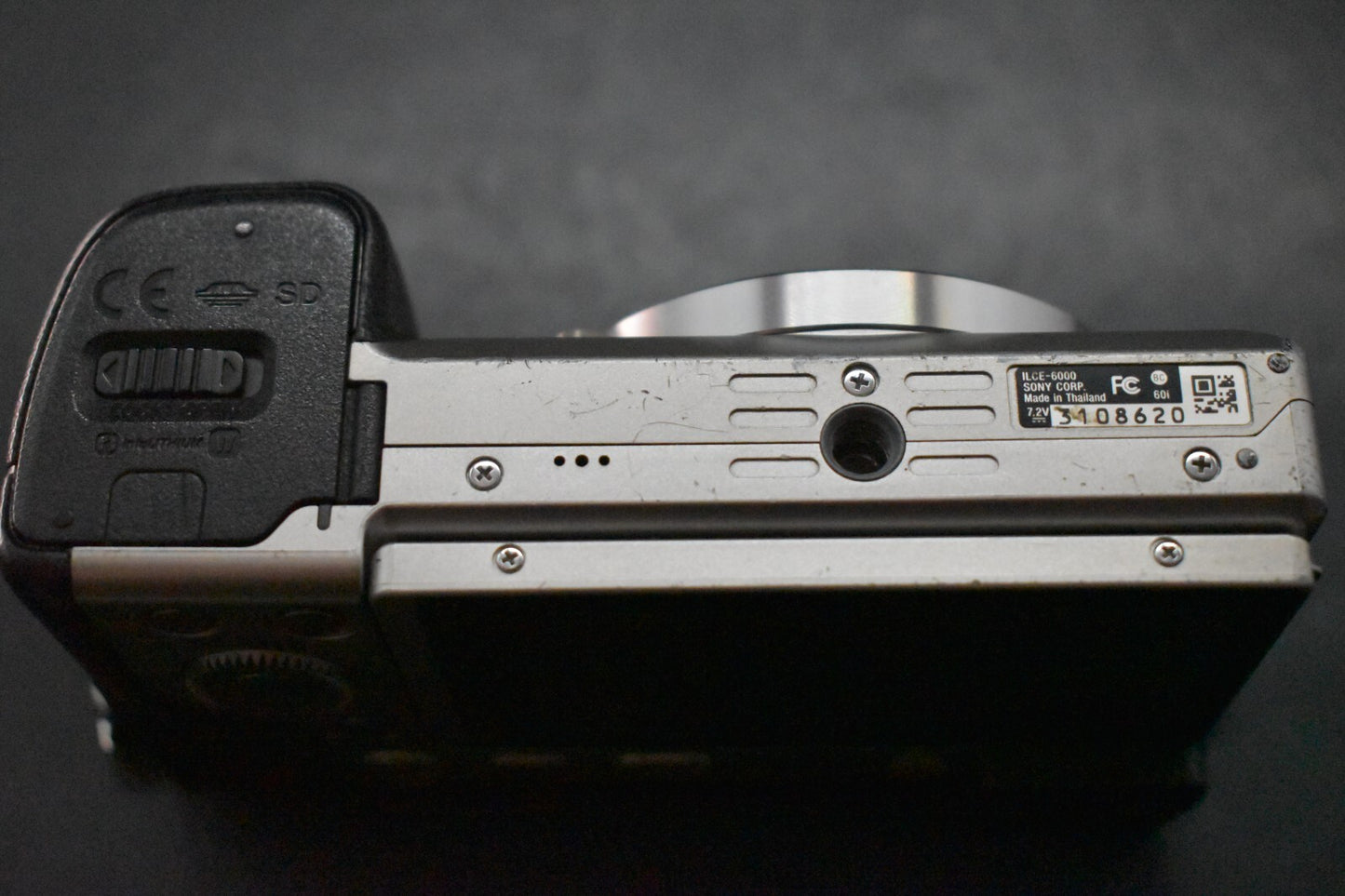 [1 Yr warranty] Sony a6000 Digital Mirrorless Camera with Lens Silver 6621