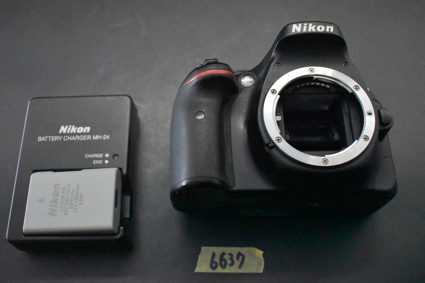 [1 Yr Warranty] Nikon D5200 24.1MP Digital Camera Black Body Only 6637