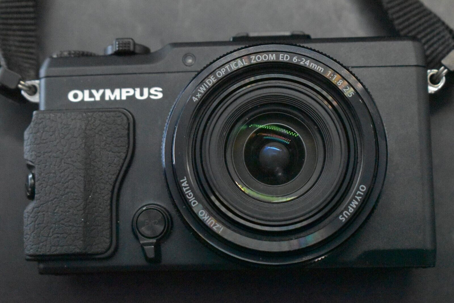[1 Yr warranty] Olympus STYLUS XZ-2 Point and Shoot Digital Camera Black 5761