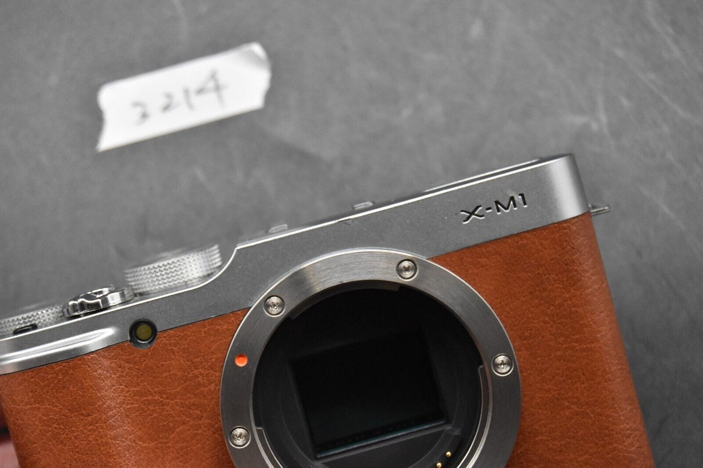 FUJIFILM X-M1 16.3MP Digital Camera Brown Body From JAPAN【ALMOST MINT】3214