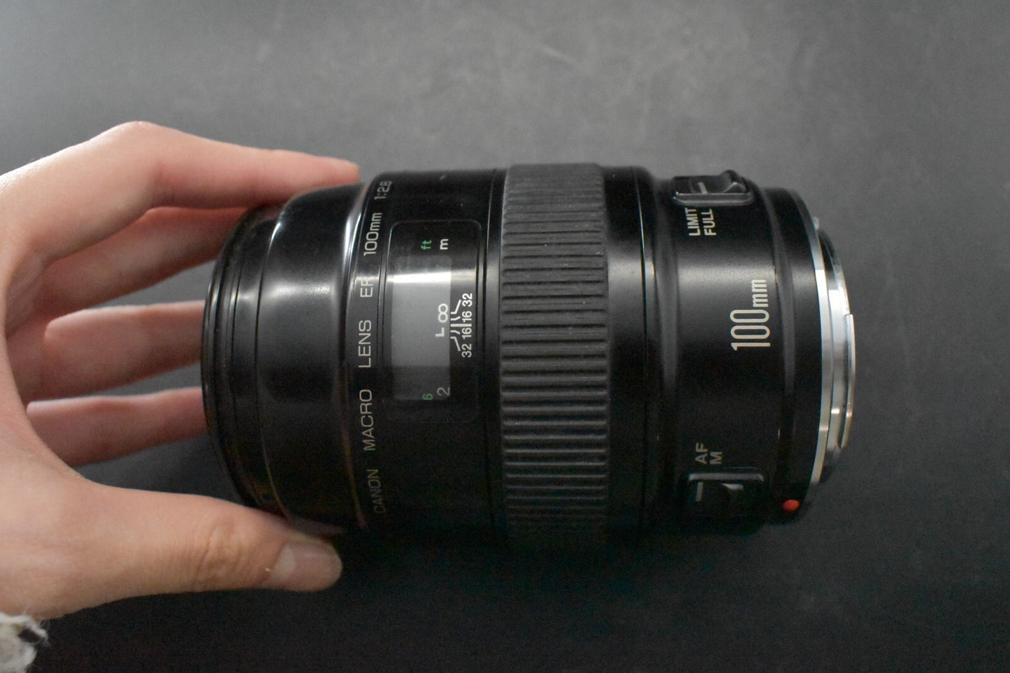 [1 Yr Warranty] Canon EF 100mm f/2.8 Macro Portrait Prime AF Lens 6393 6554