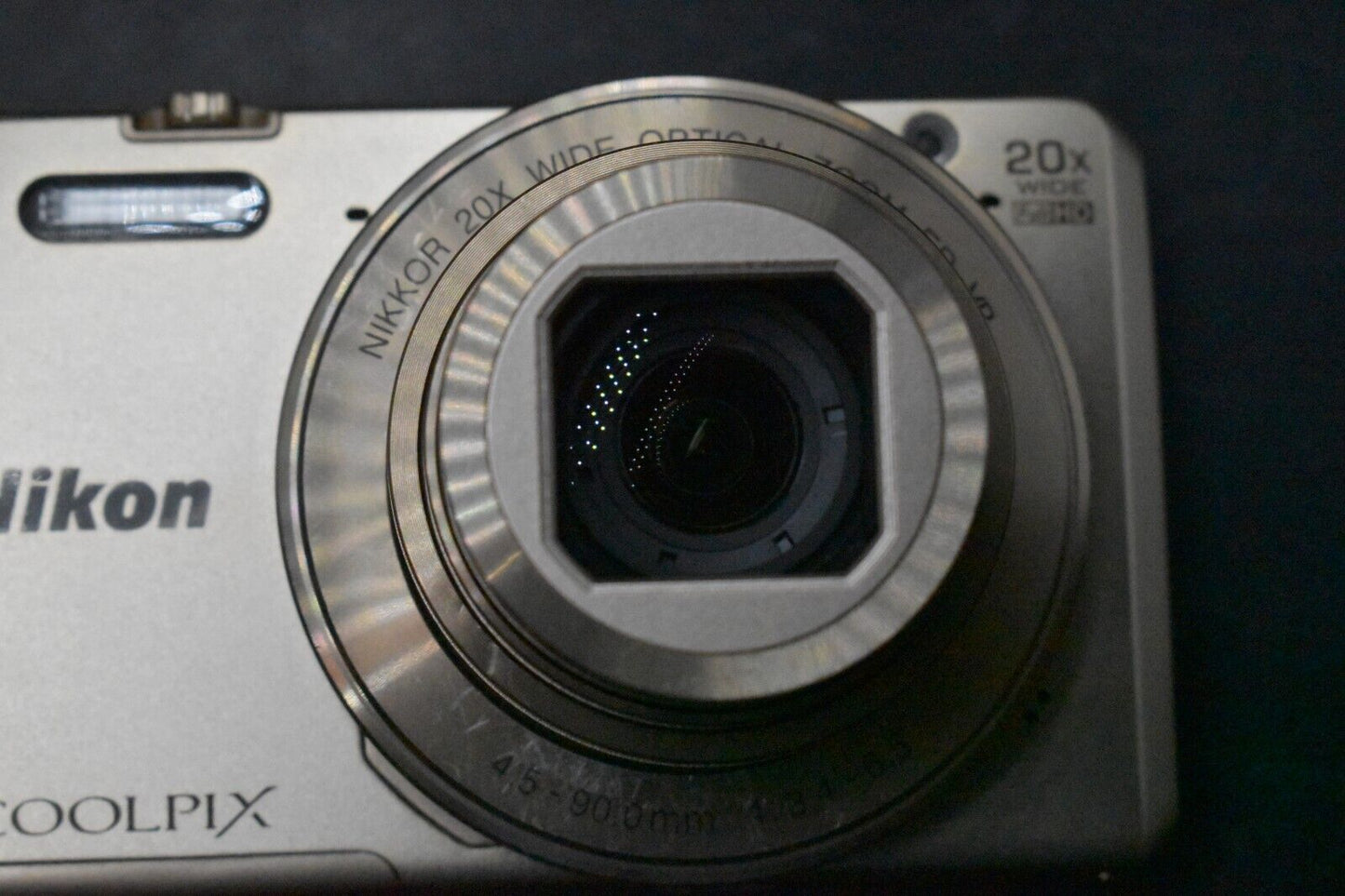 Nikon COOLPIX S7000 oro 16,0 MP 20x fotocamera digitale compatta GIAPPONE [MI...