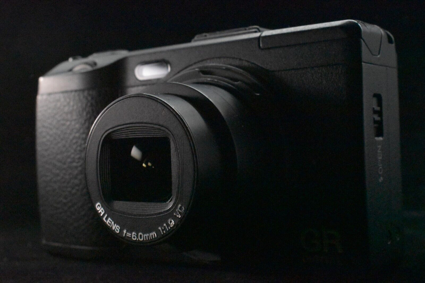 Appareil photo noir RICOH GR DIGITAL IV 10,4 MP du JAPON [NEAR MINT SC 19309]...