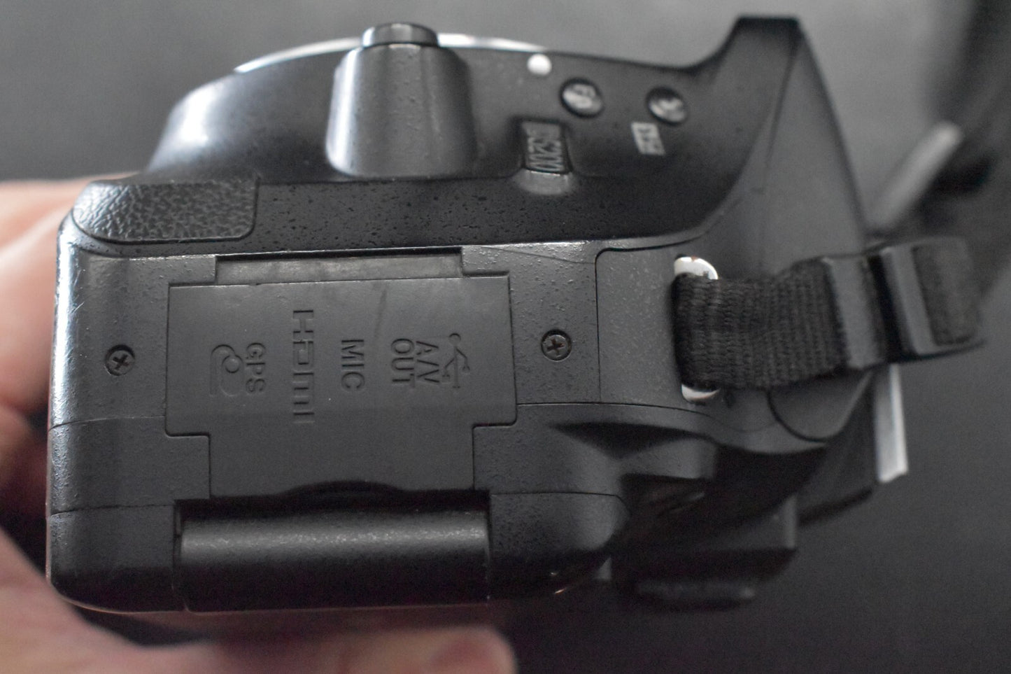 [1 Yr Warranty] Nikon D5200 24.1MP Digital Camera Black Body Only 6406