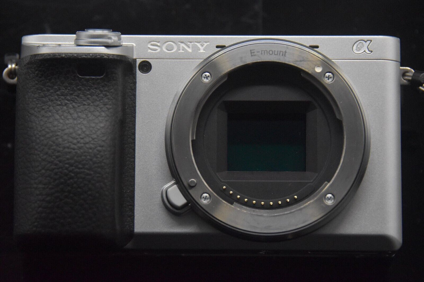 Sony Alpha A6400 Mirrorless Digital Camera Silver Body Only [MINT-] 4819