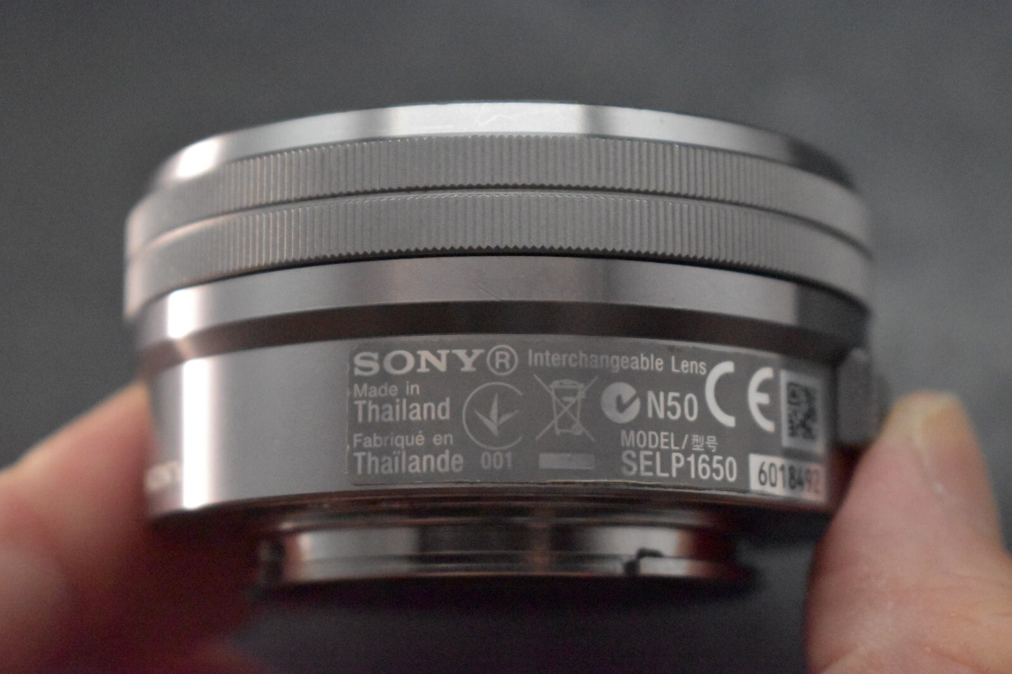 [1 Yr warranty] Sony Alpha a5000 Mirrorless Digital Camera with Lens Silver 6601