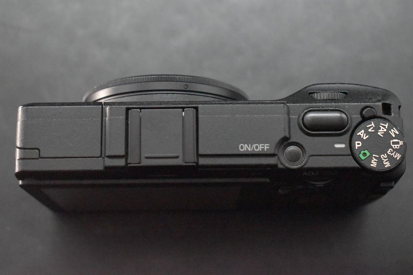 [1 Yr warranty] RICOH GR II 16.2 MP Compact Digital Video Camera 6571