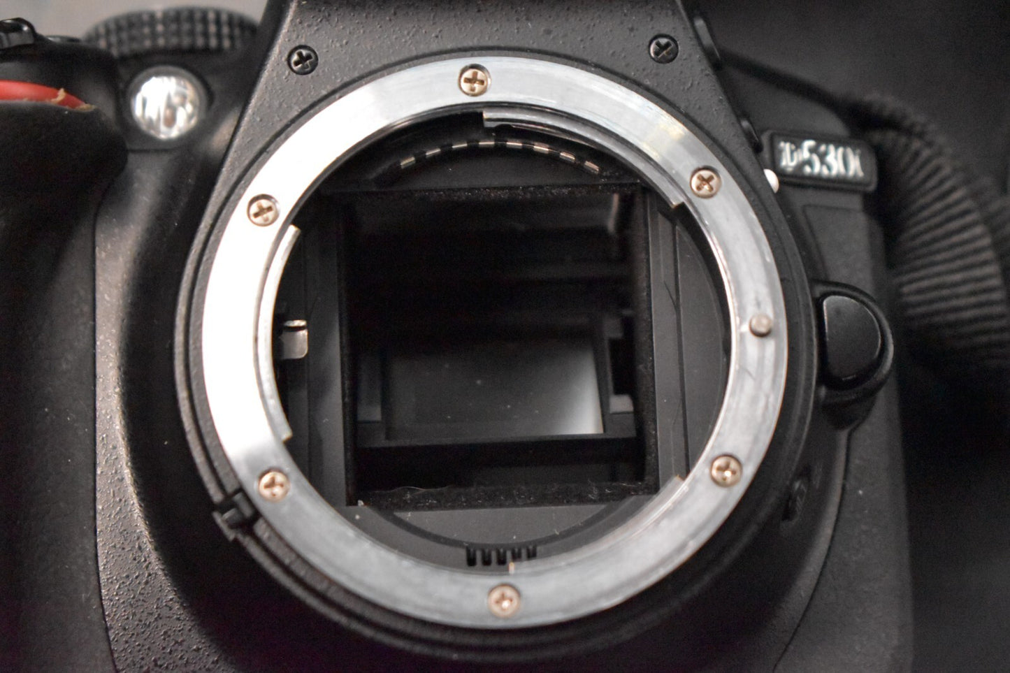 [1 Yr warranty] Nikon D5300 24.2 MP DSLR Digital Video Camera with Lens 6171