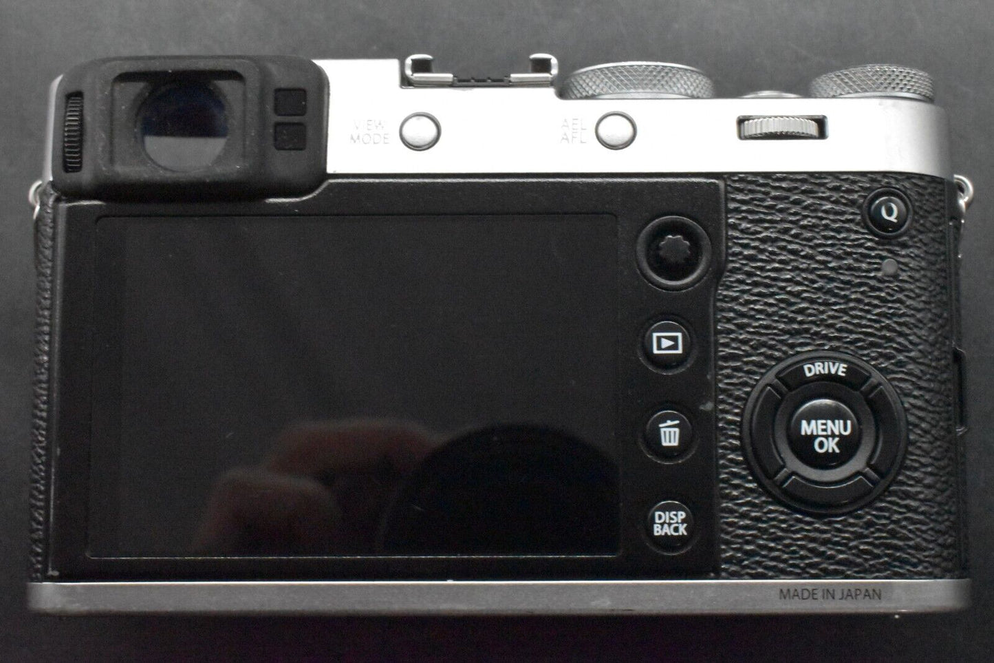 Fujifilm X100F Digital Point and Shoot Camera Silver [N MINT SC 19165] 5258