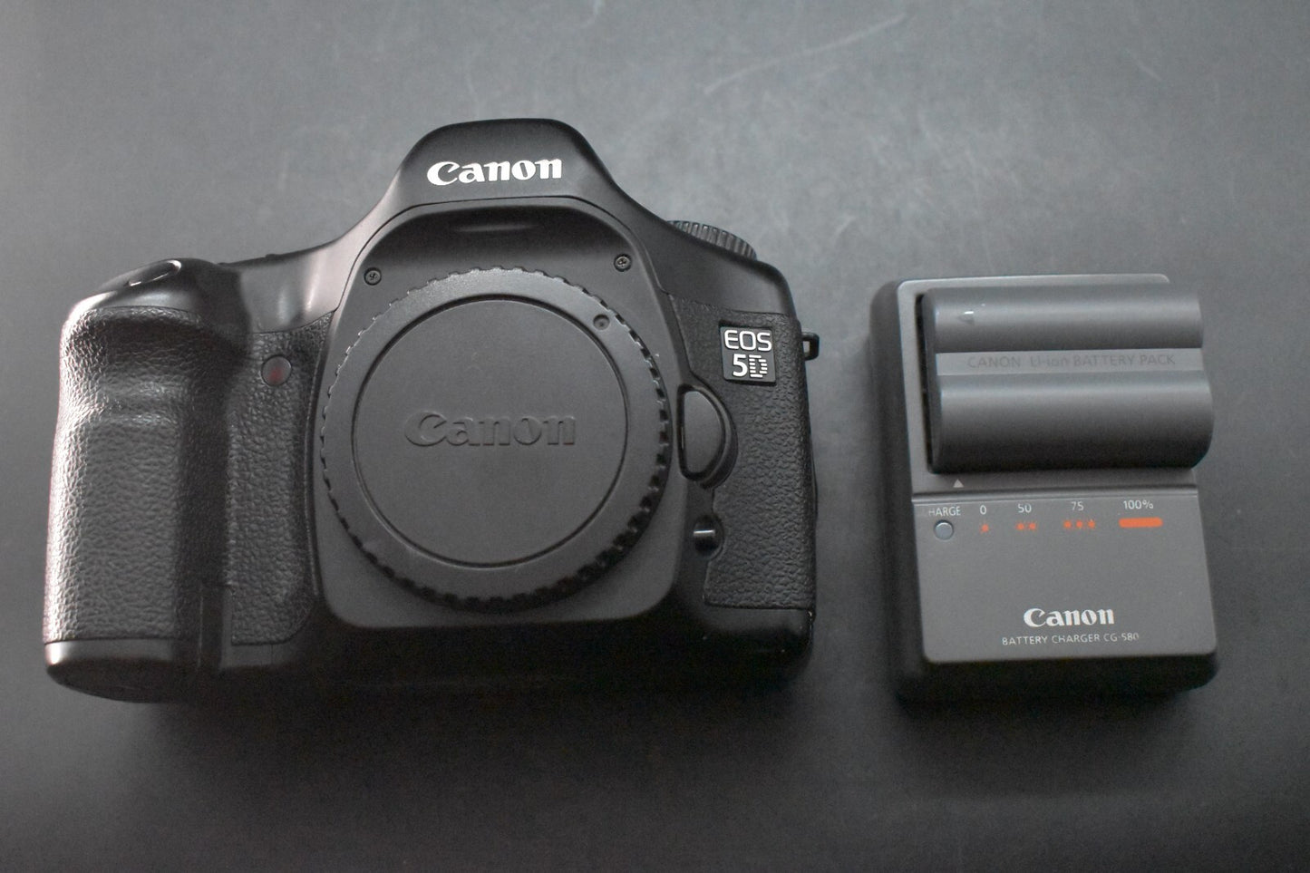 [1 Yr Warranty] Canon EOS 5D Digital SLR Full Frame Camera Body Only 6576