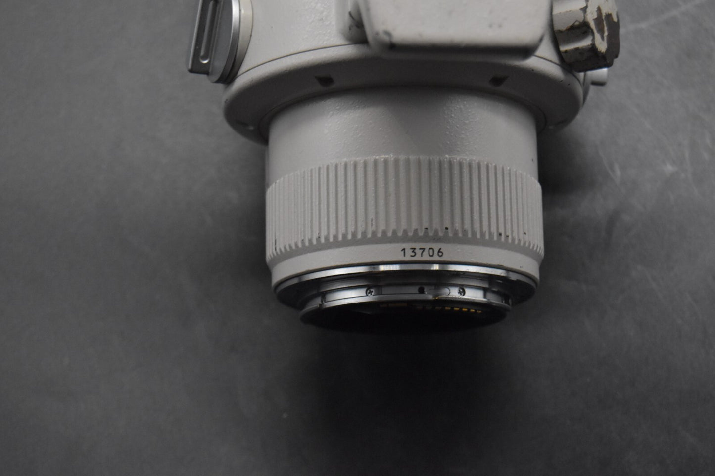Canon EF 300mm f/2.8 L USM Telephoto Lens From JAPAN 【NEAR MINT】 #3495