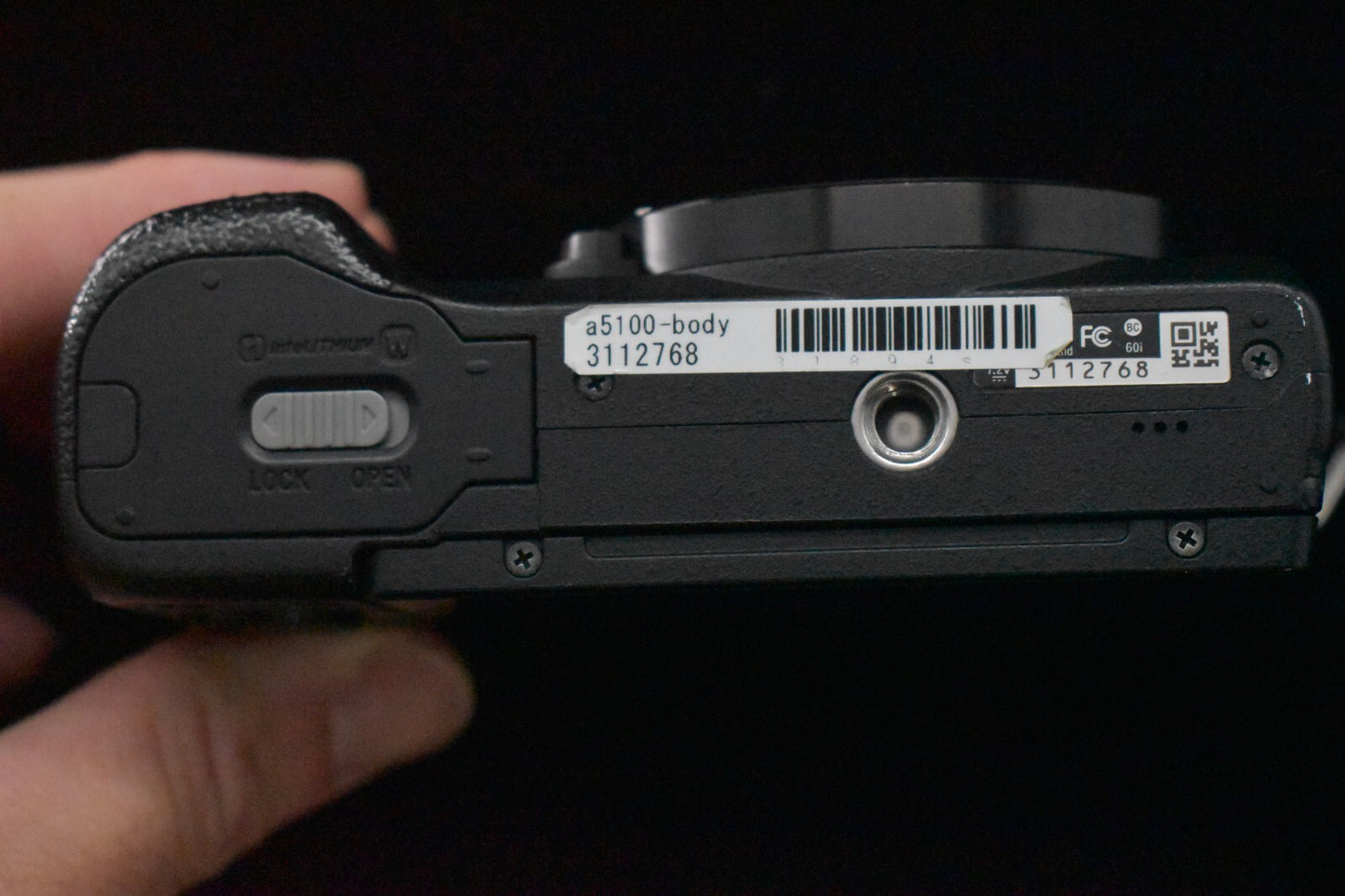 [1 Yr warranty] Sony Alpha a5100 Mirrorless Digital Camera with Lens Black 6777