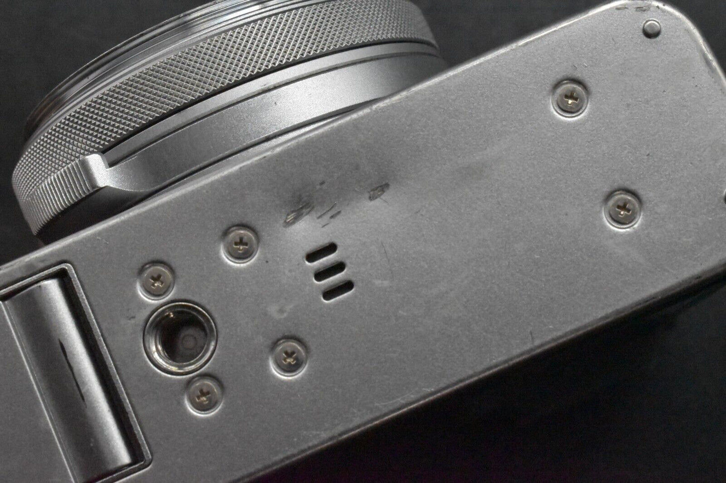Fujifilm X100F Digital Point and Shoot Camera Silver [N MINT SC 19165] 5258