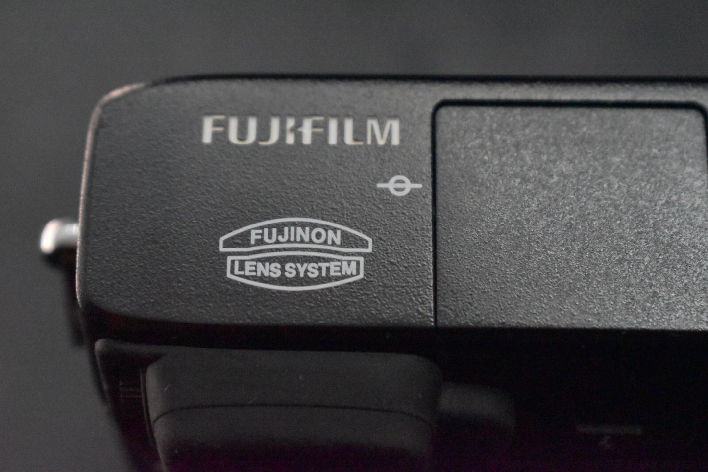 [1 Yr warranty] Fujifilm X Series X-E1 16.3MP Digital SLR Camera Body Black 5961