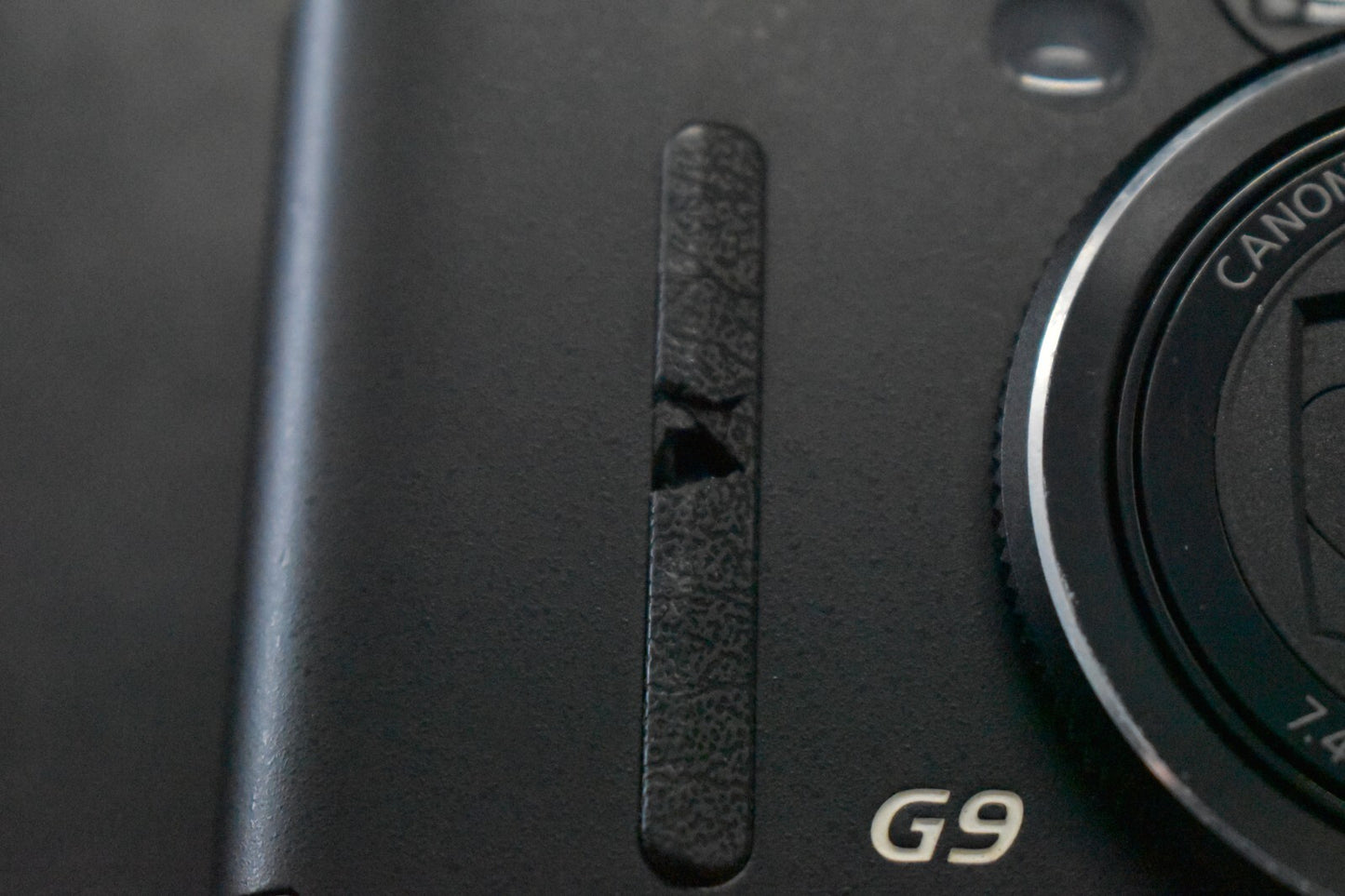 [1 Yr Warranty] Canon PowerShot G9 Black 12.1MP Digital Camera 6x zoom 6560