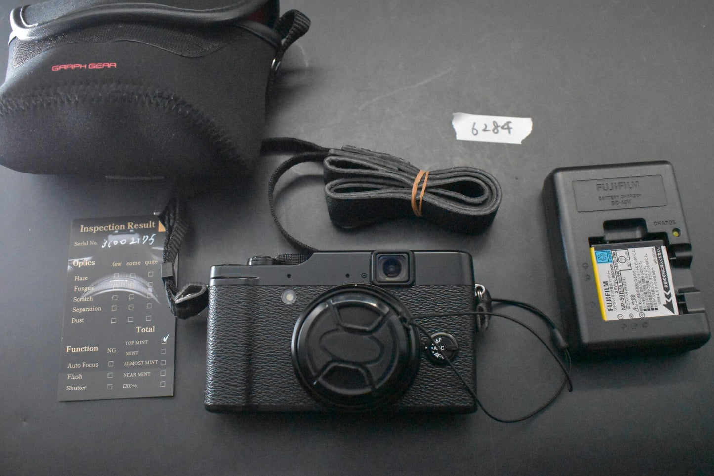 [1 Yr Warranty] Fujifilm X10 Black pPoint and Shoot Compact Digital Camera 6284