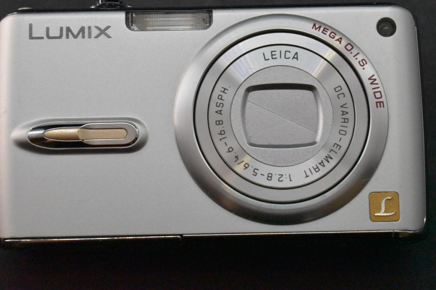 [1 Yr Warranty] Panasonic Lumix DMC-FX07 Compact Digital Camera Silver 6413