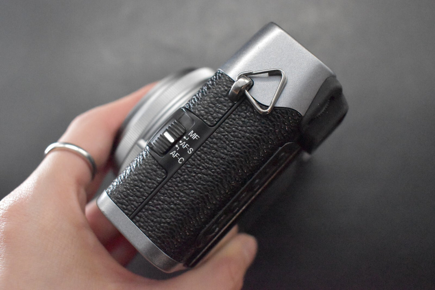 [1 Yr Warranty] Fujifilm X100 FinePix X Series 12.3MP Silver Digital Camera 6531