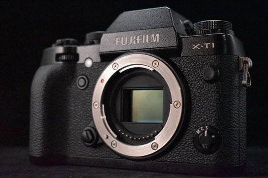[1 Yr warranty] Fujifilm X-T1 16.3MP Mirrorless Digital Camera Black 6177
