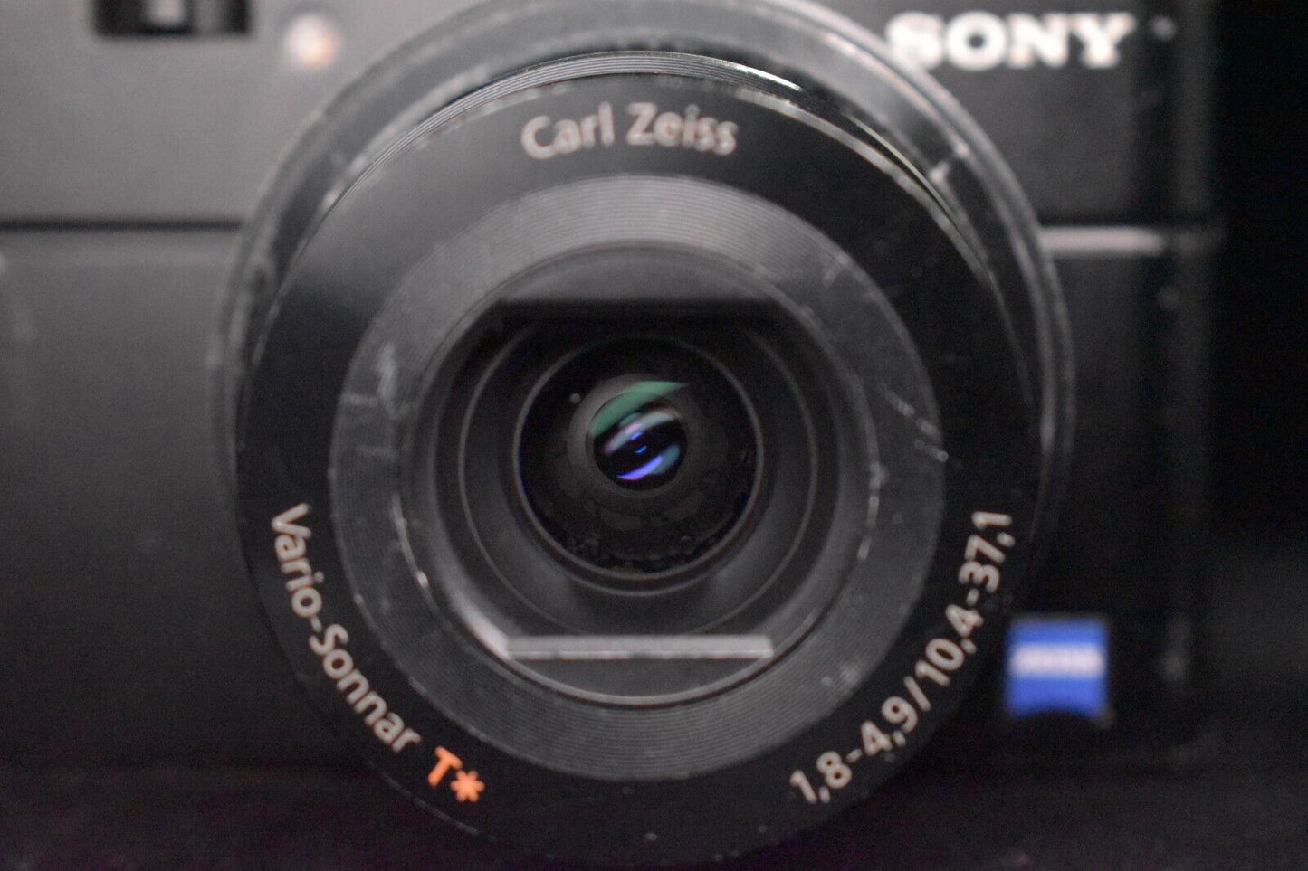 ENGLISH OK! Sony Cyber-Shot DSC-RX100 20.2MP Digital Camera 6545